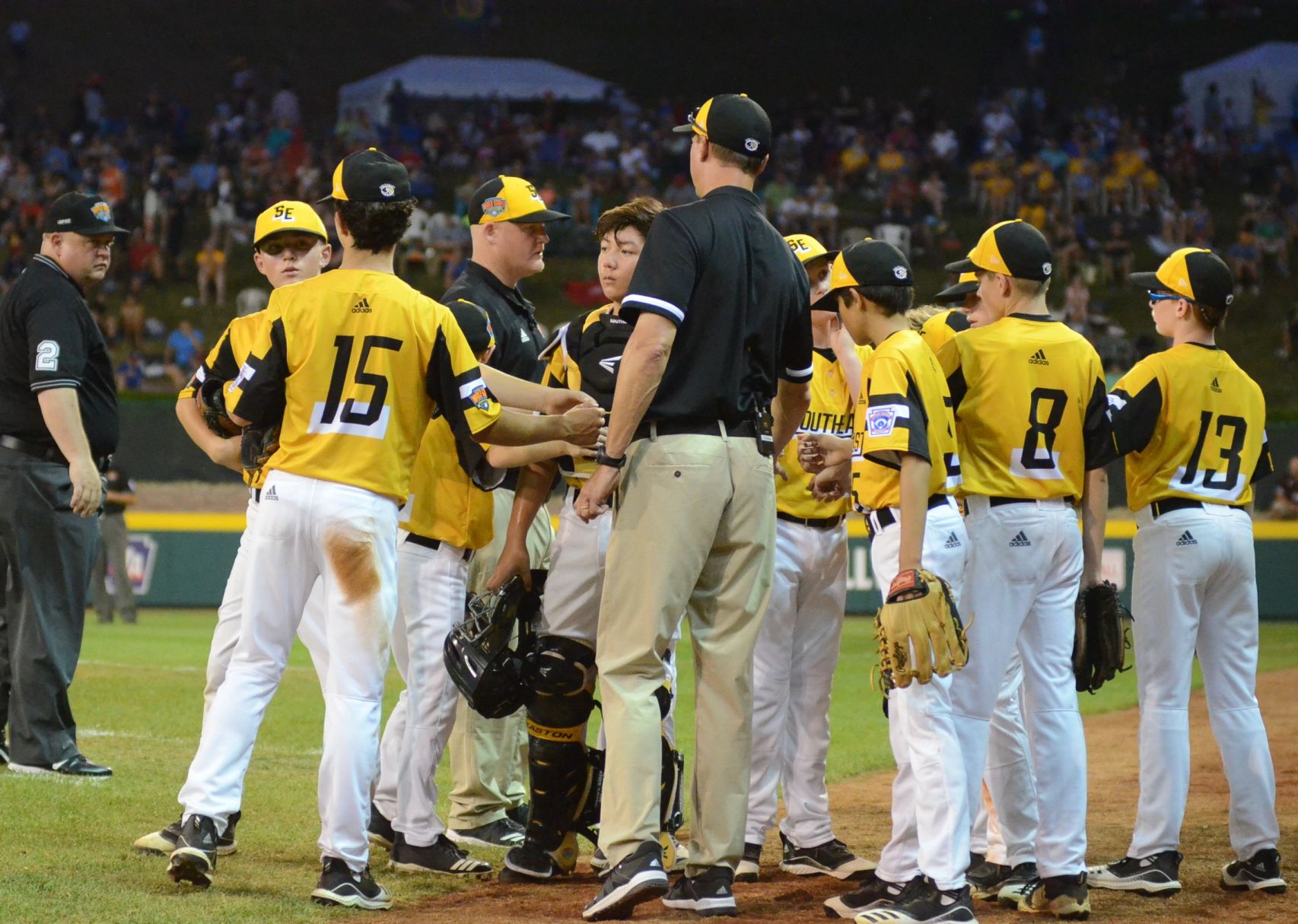 a8_Southeast Team huddle.JPG